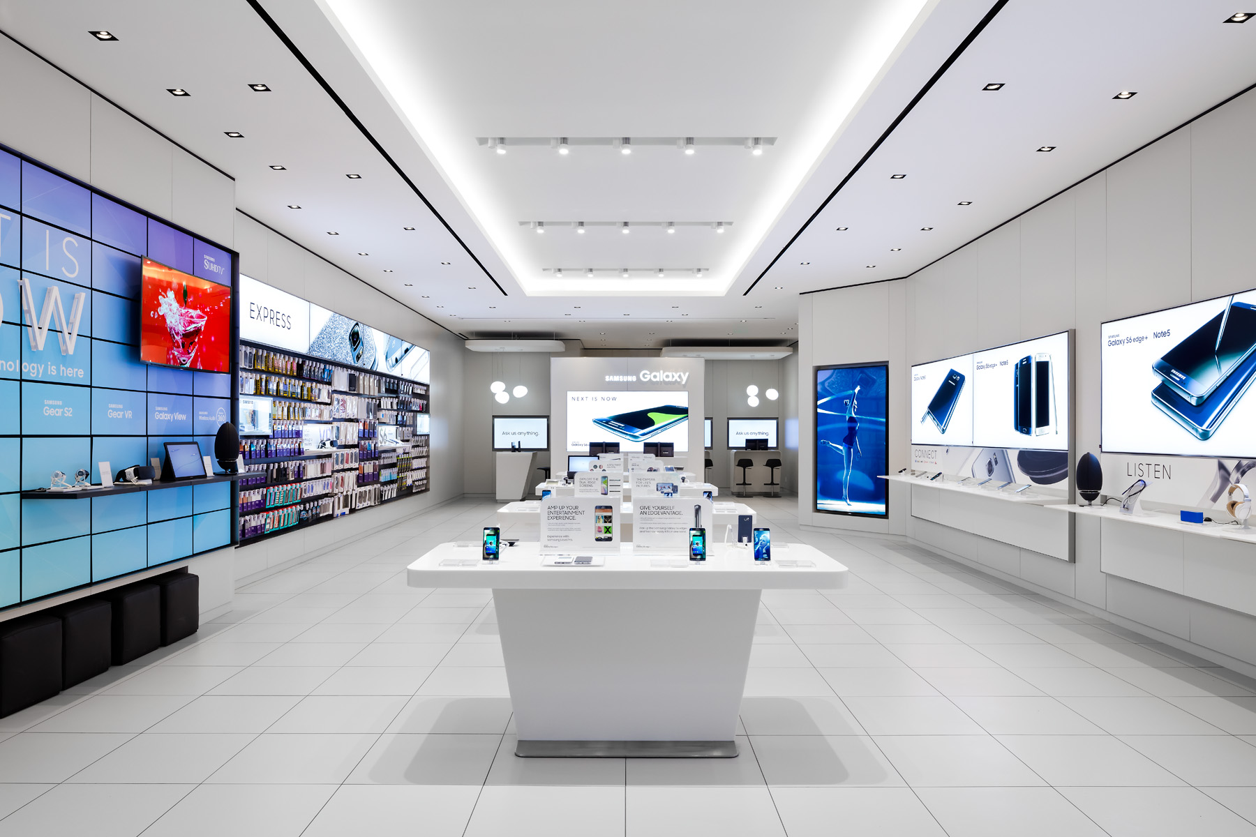 Samsung Sherway Gardens Interior 2 by Cutler Design