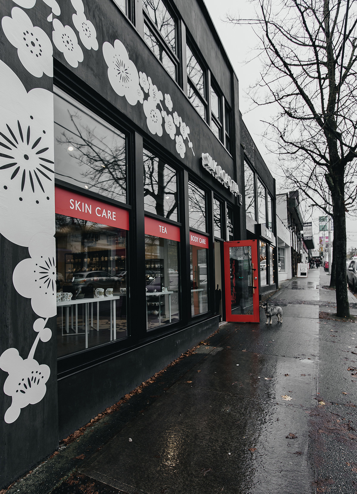 Silk store entrance illustrating how to create a brand experience with interior design