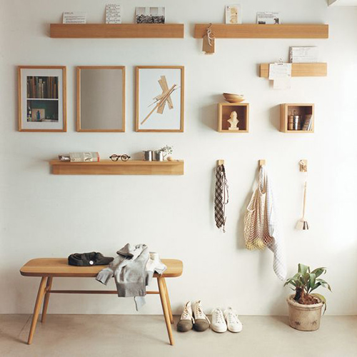 Minimal and simple interior with Muji products, showing the possibilities of sustainability.
