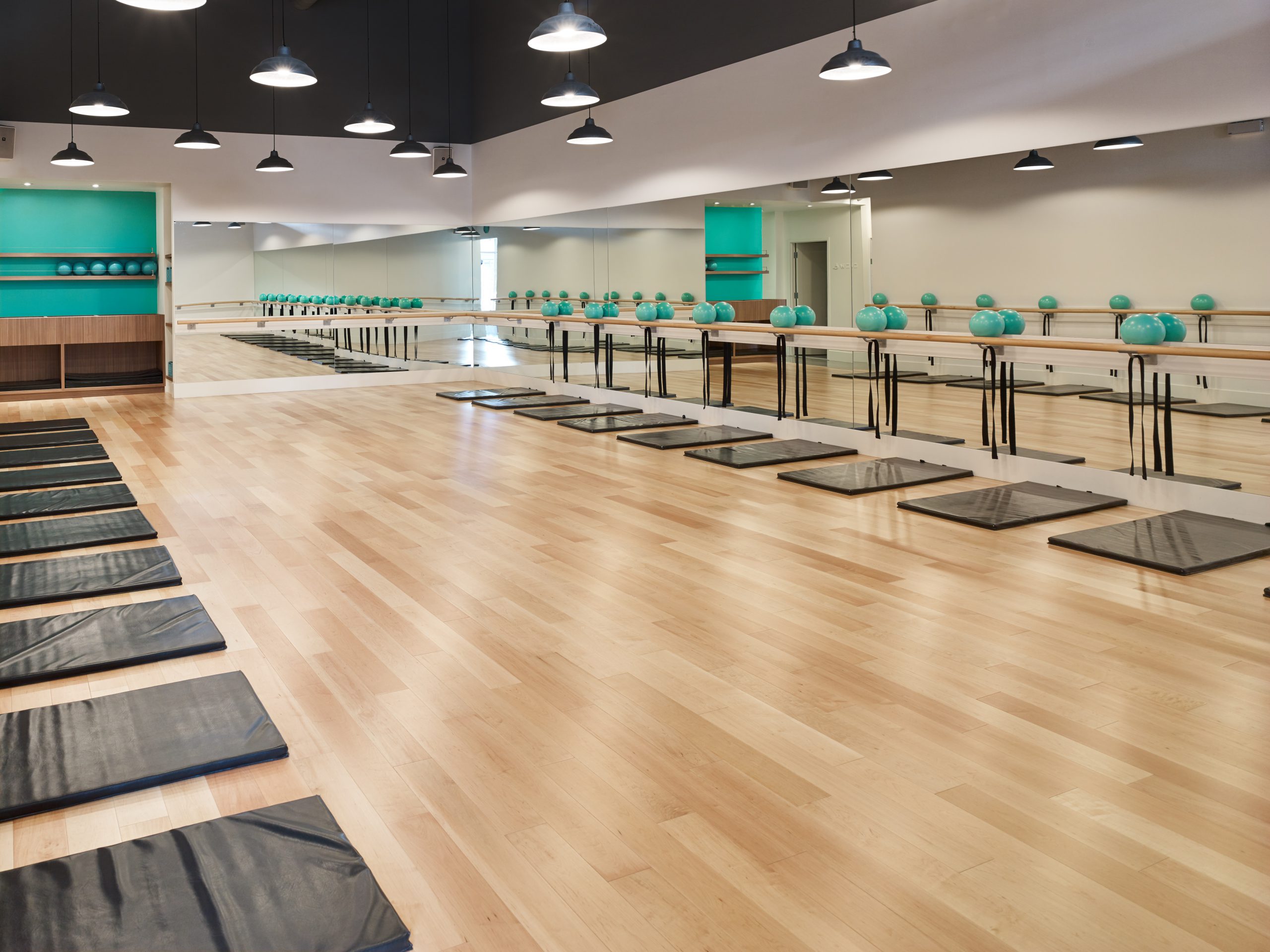 Barre Fitness Studio in Oakland, CA