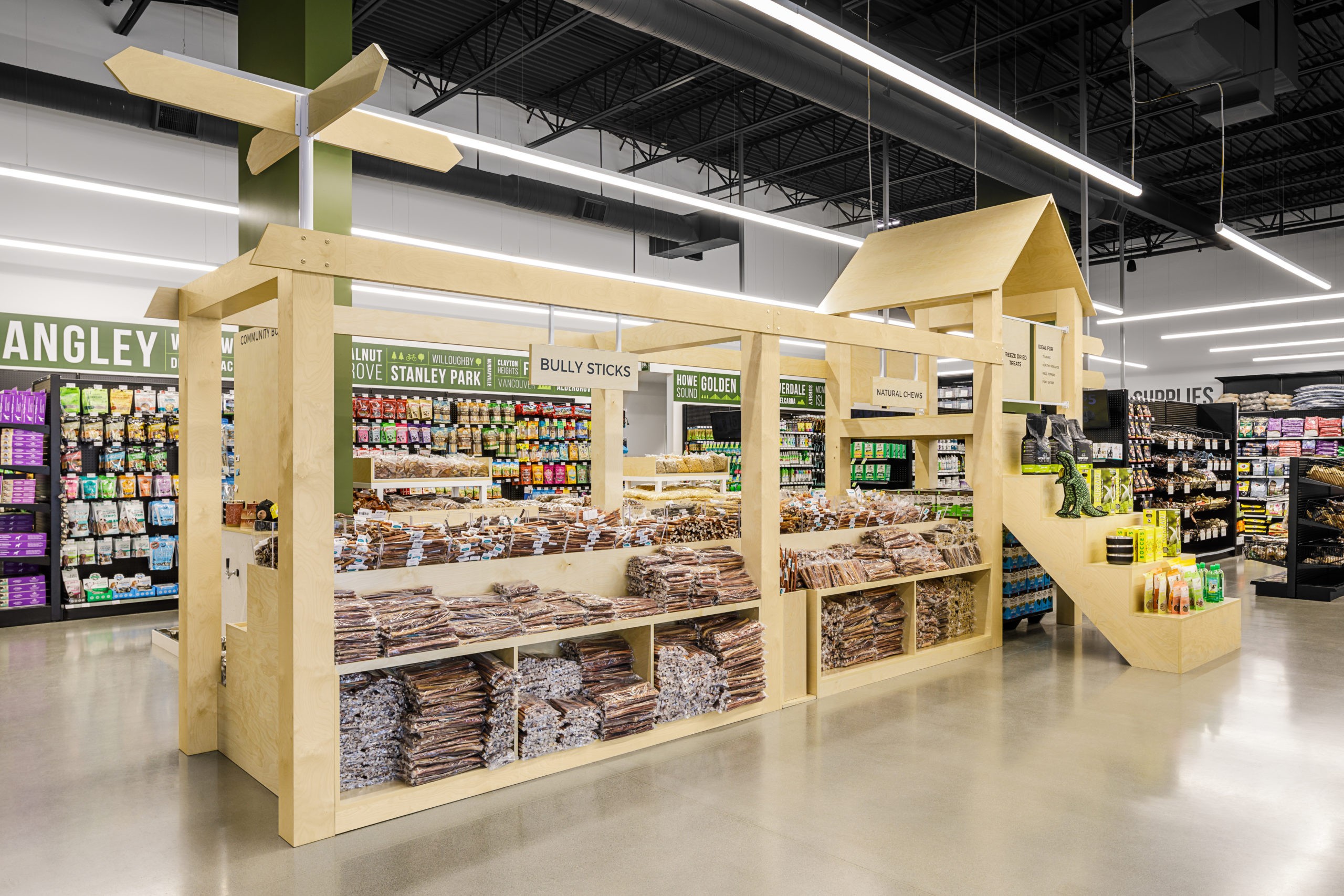 pet food displays, retail store interior design, Homes Alive Pets Langley in Langley B.C., by Cutler