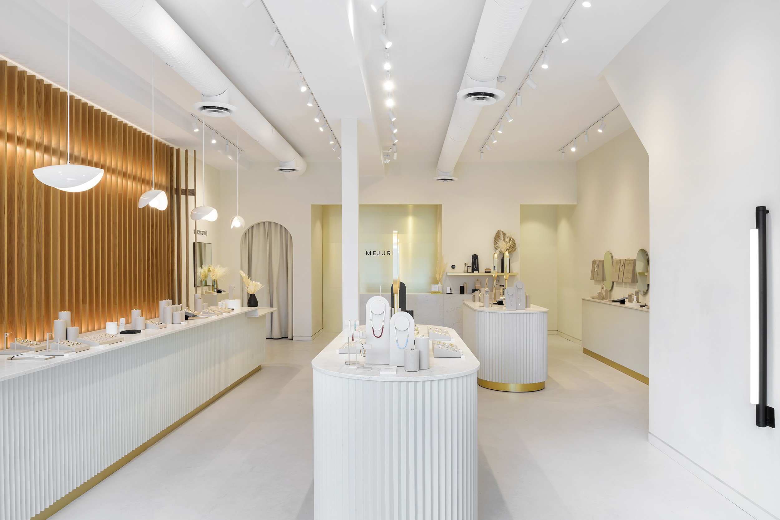 Retail jewellery store display, , Mejuri – Vancouver in 2166 W. 4th Avenue, Vancouver BC, by Cutler