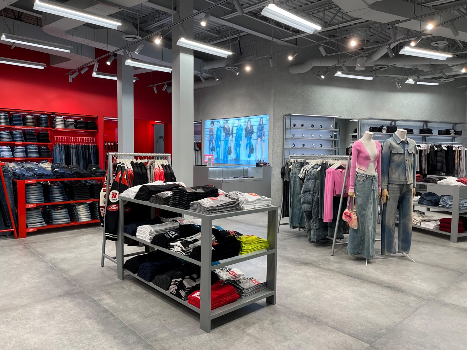 Project: Diesel – McArthur Glen Interior Design & Architecture in Richmond BC 